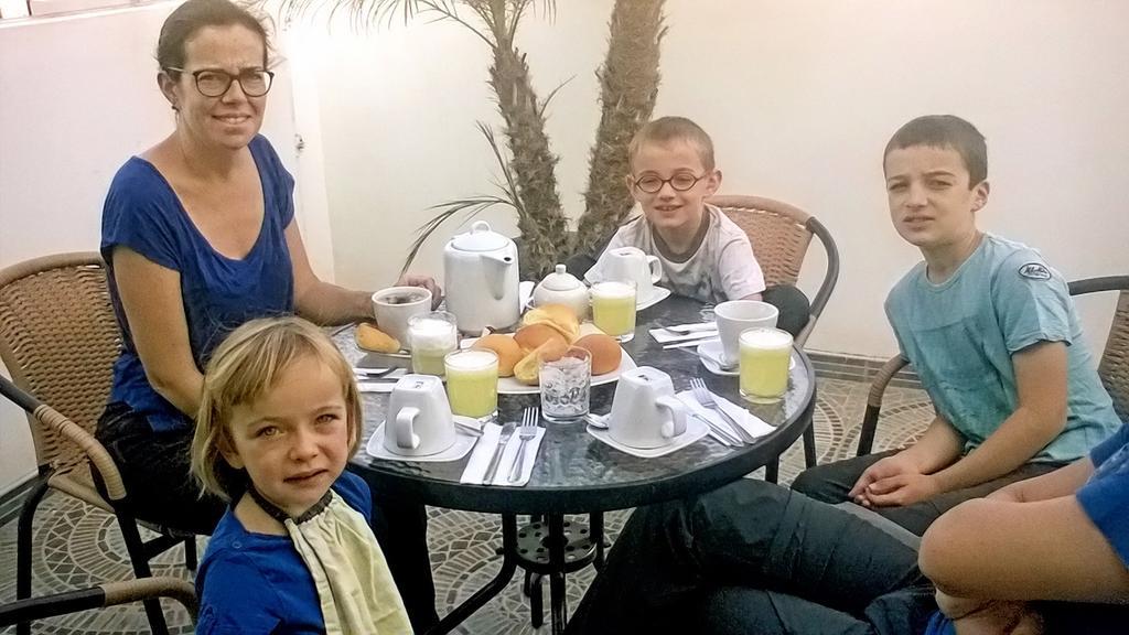 Hostal Florida Chiclayo Buitenkant foto