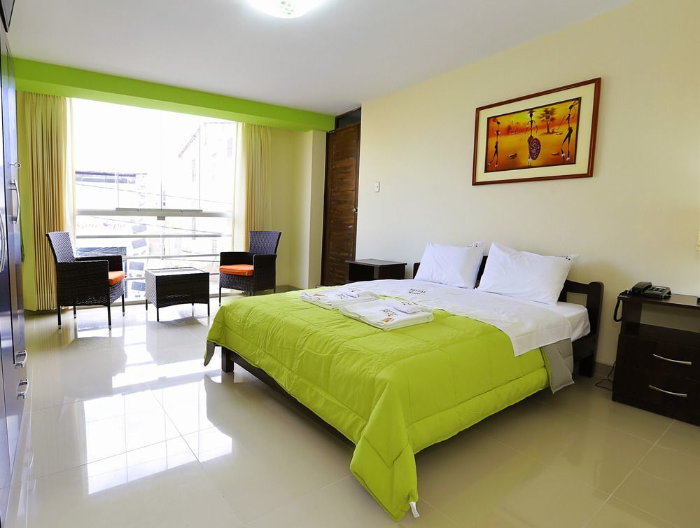 Hostal Florida Chiclayo Buitenkant foto